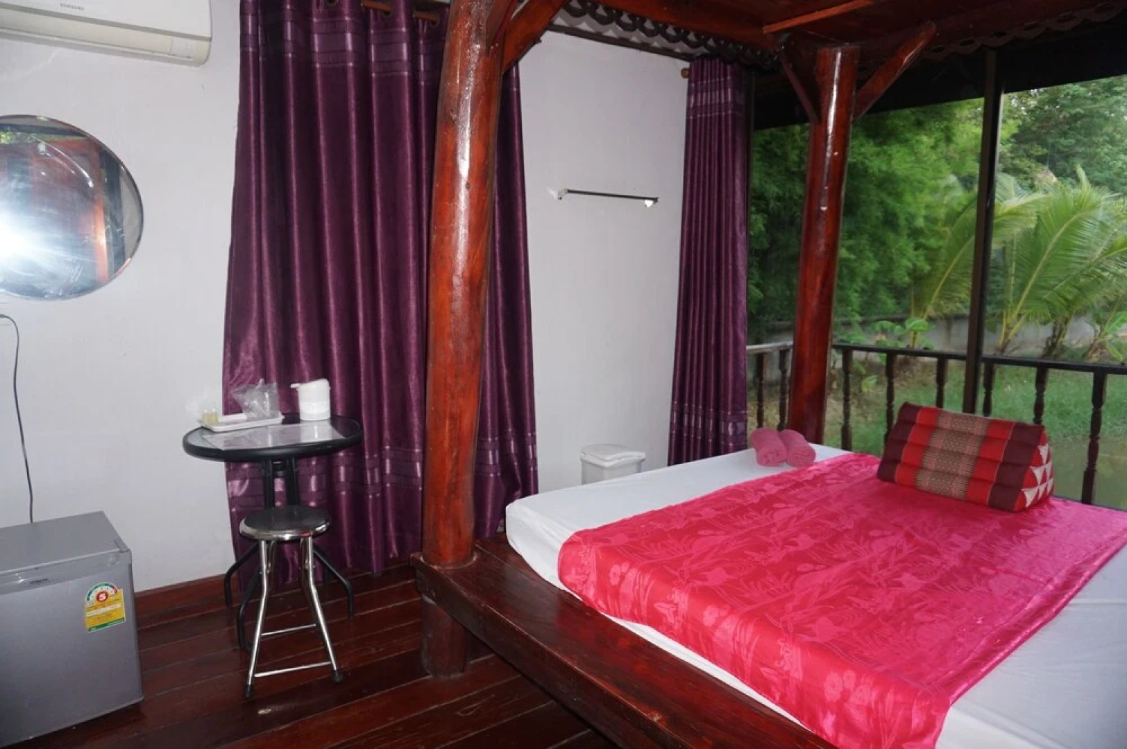 Jiratchaya Garden Hotel