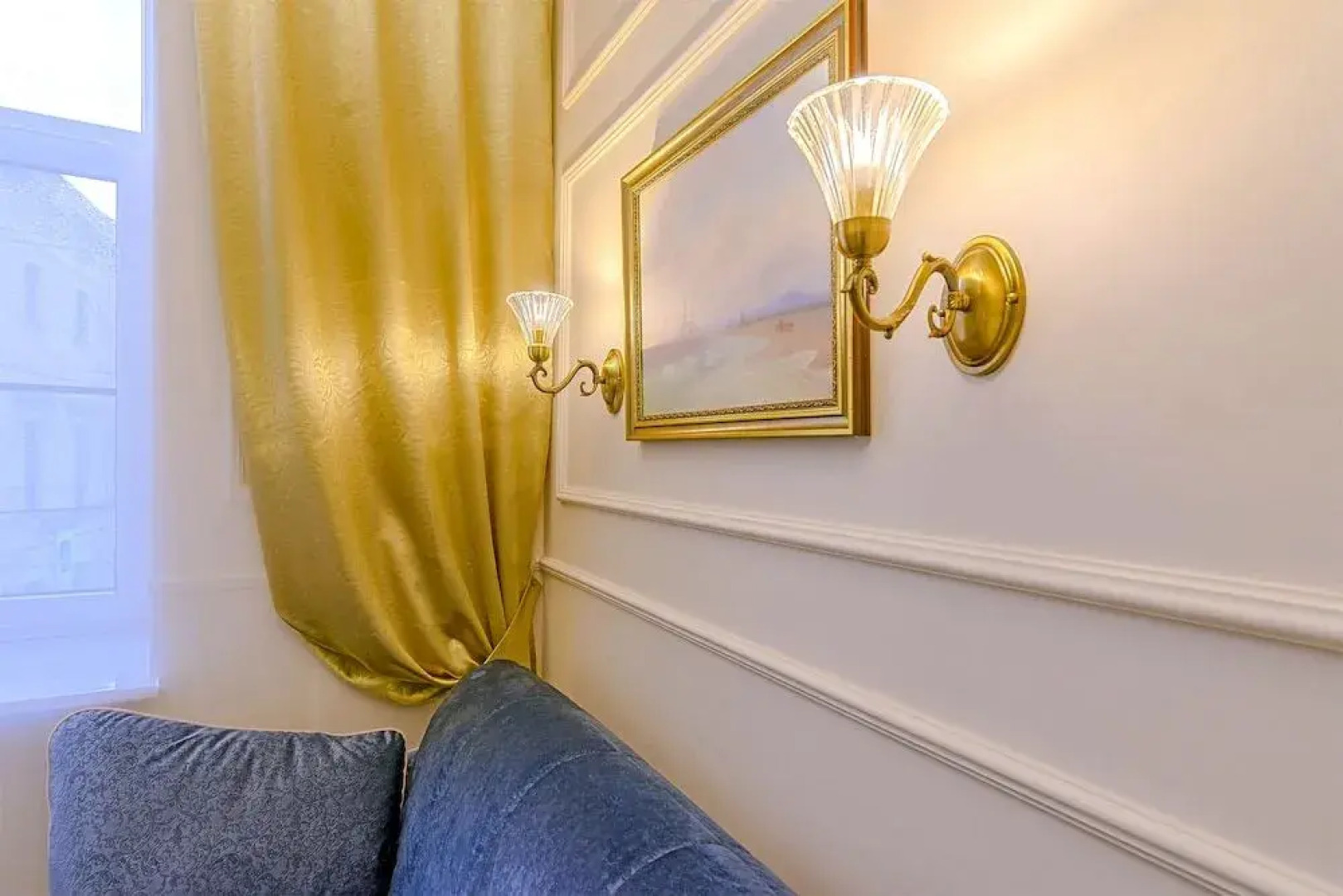 Апарт-отель ColorSpb — Дом художников