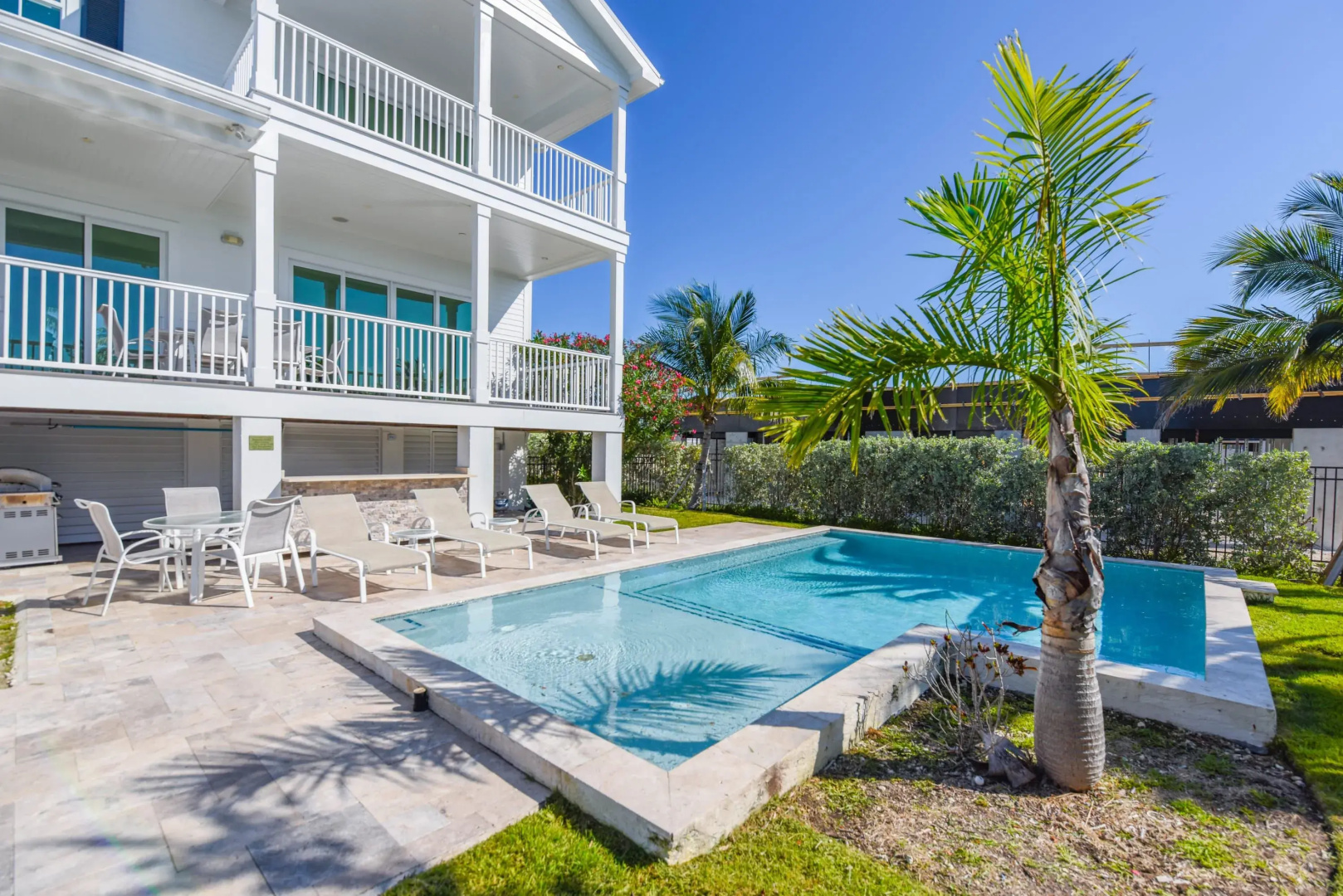 Mastway House by Brightwild Pool Dock