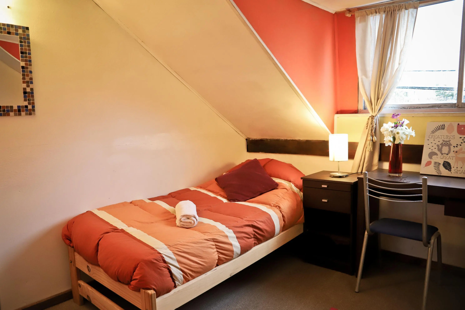 The House Hostel Resto & Bar Bariloche