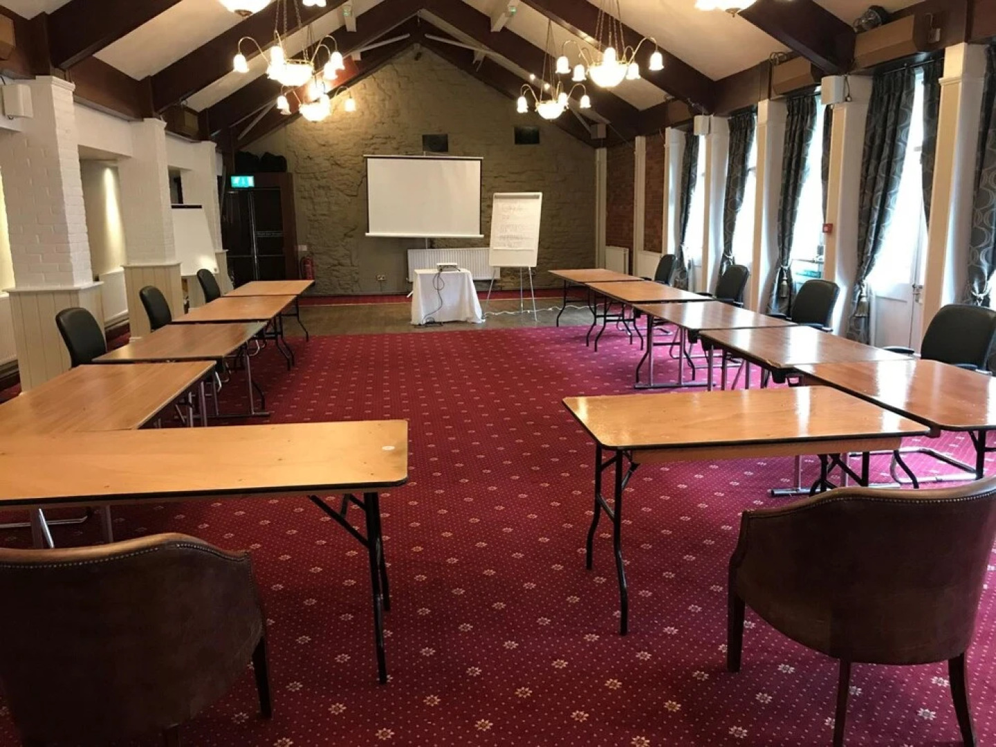 Cock Hotel Stony Stratford by Greene King Inns