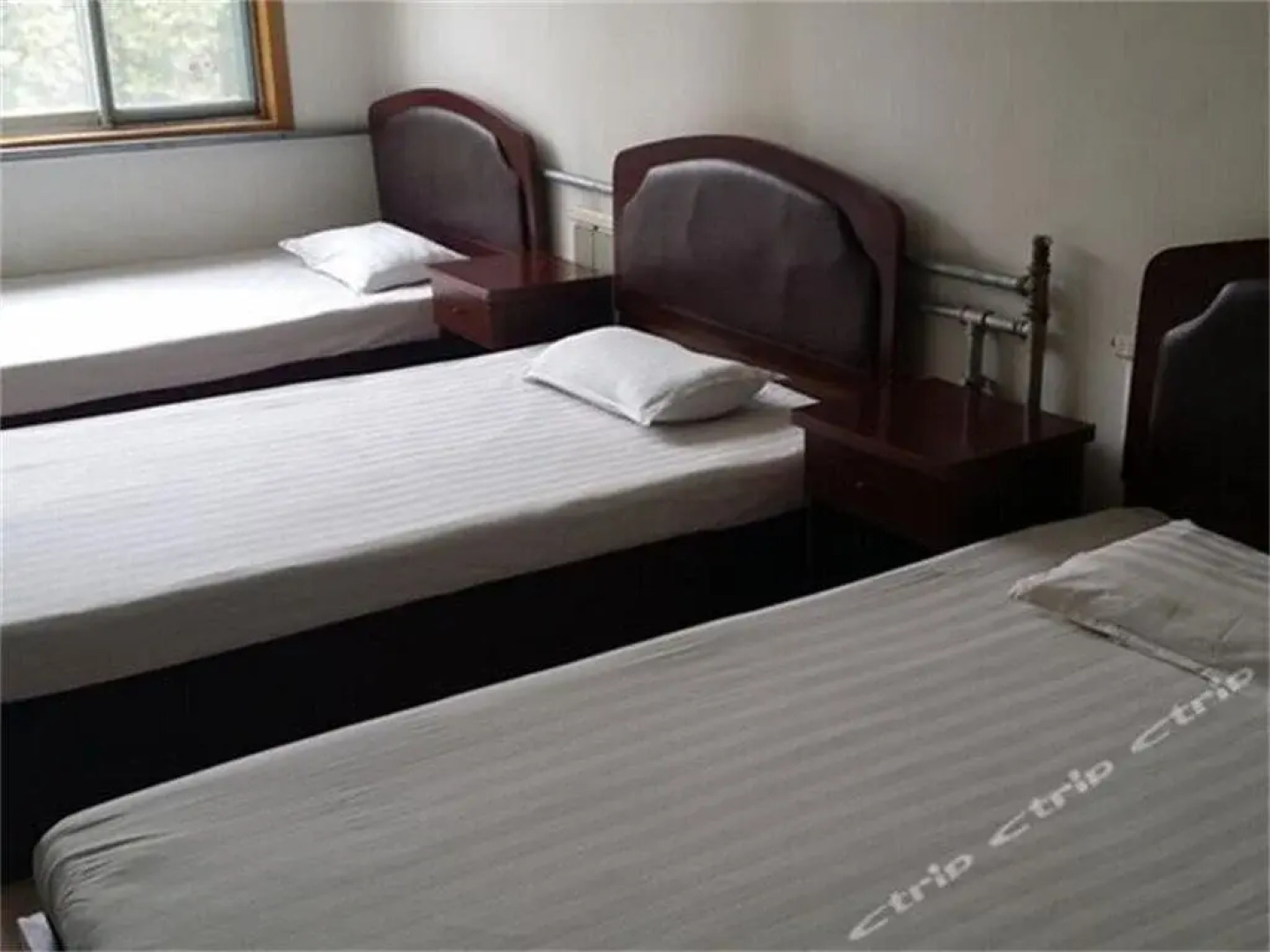 Qingzhou Fengxiang Inn