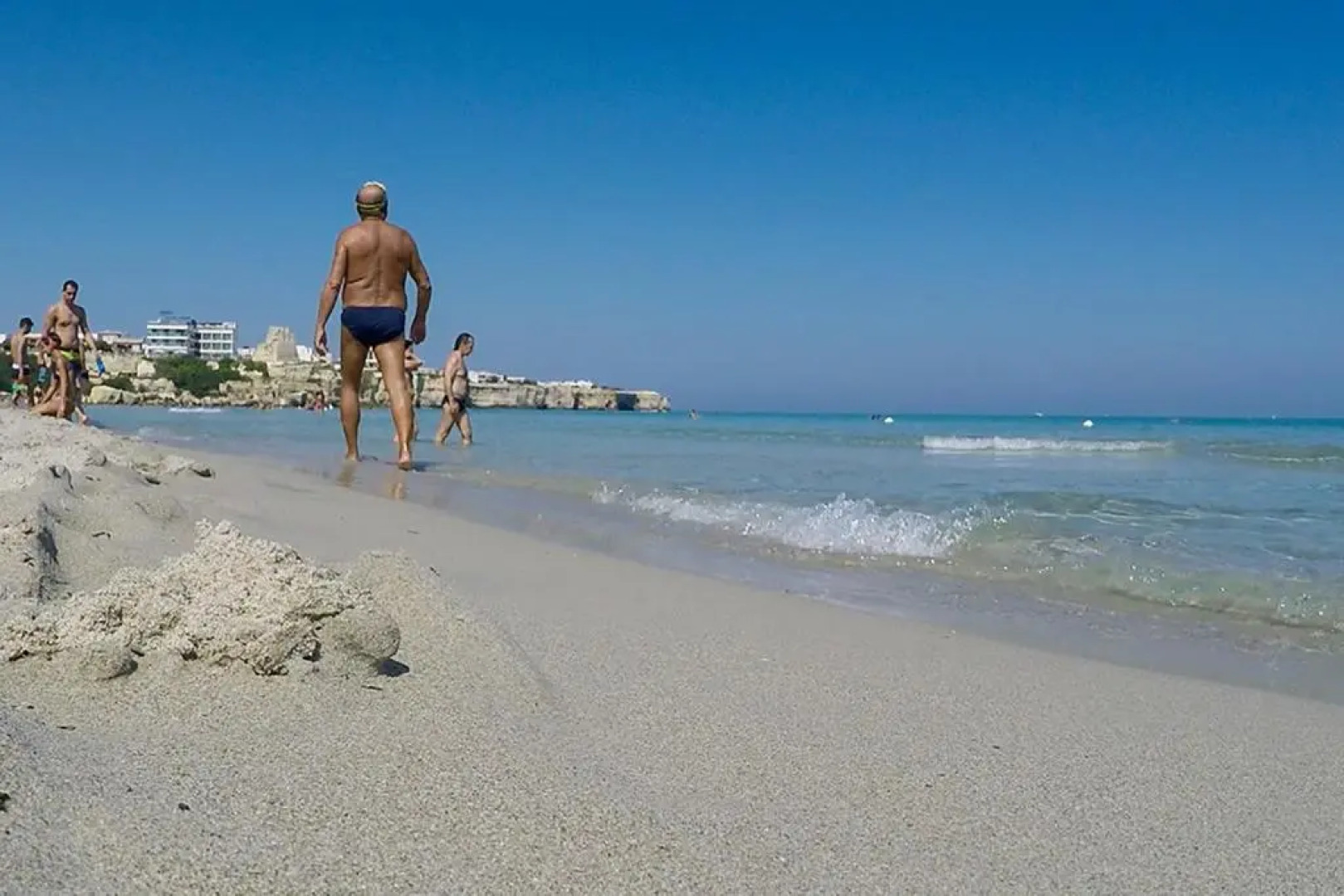 Trullo salentino con 2 camere letto e piscina m540