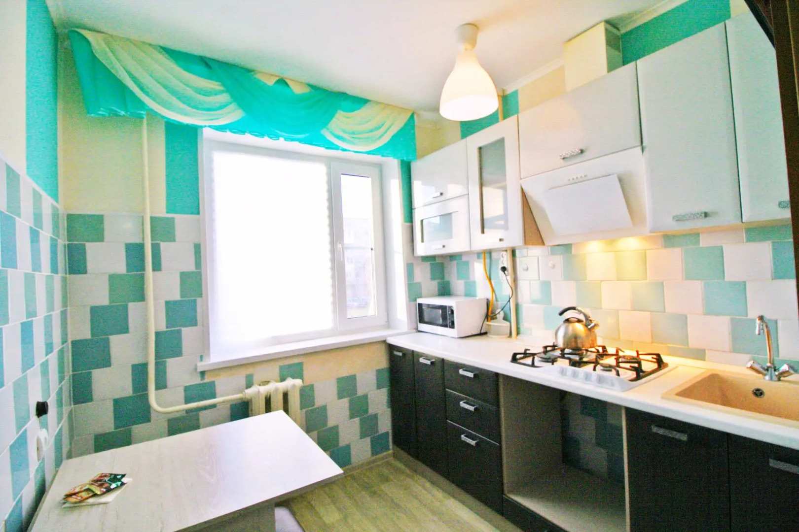 Апартаменты на проспекте Героев 4