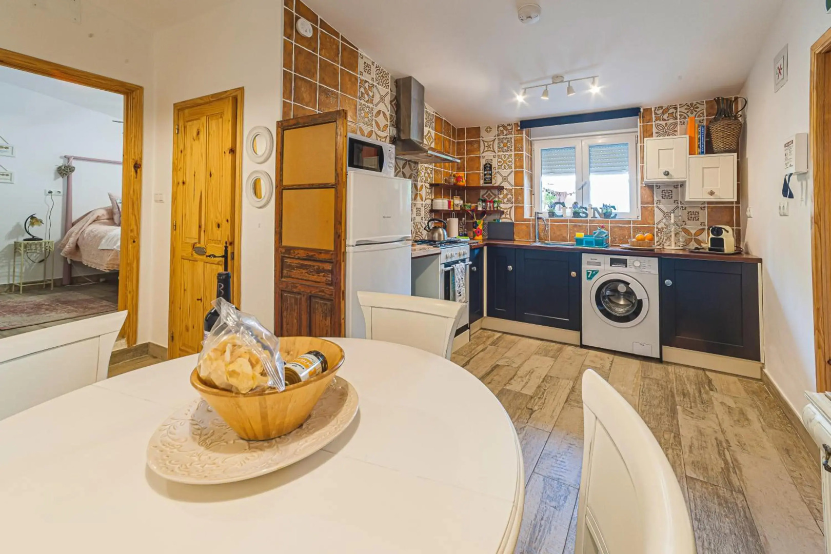 Self Catering Garden Apartment with a Private Garden and Shared Pool