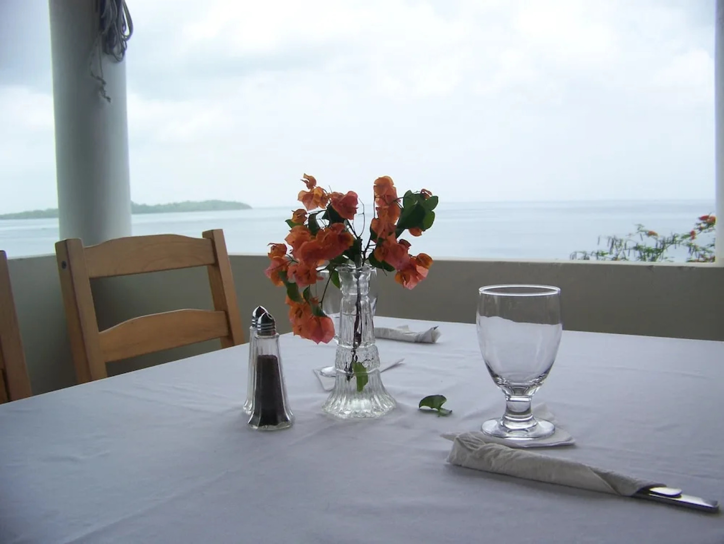 Rhodes Beach Resort Negril