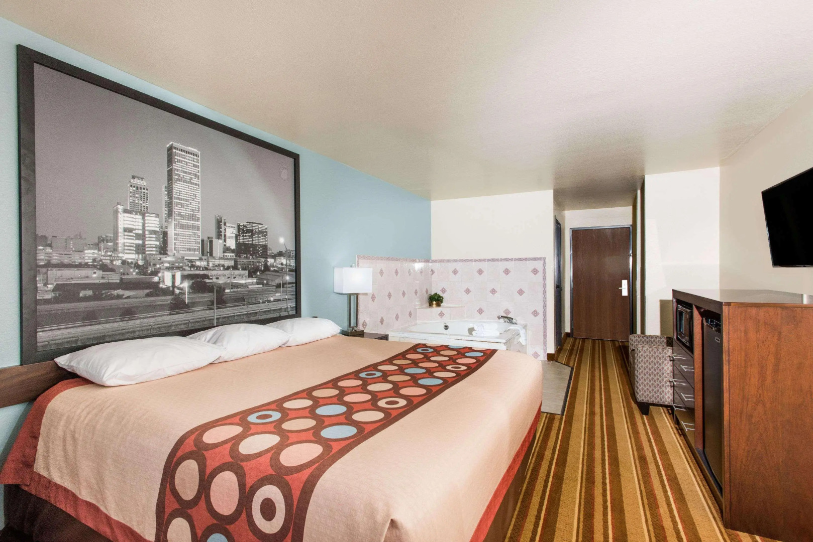 Super 8 by Wyndham Claremore OK