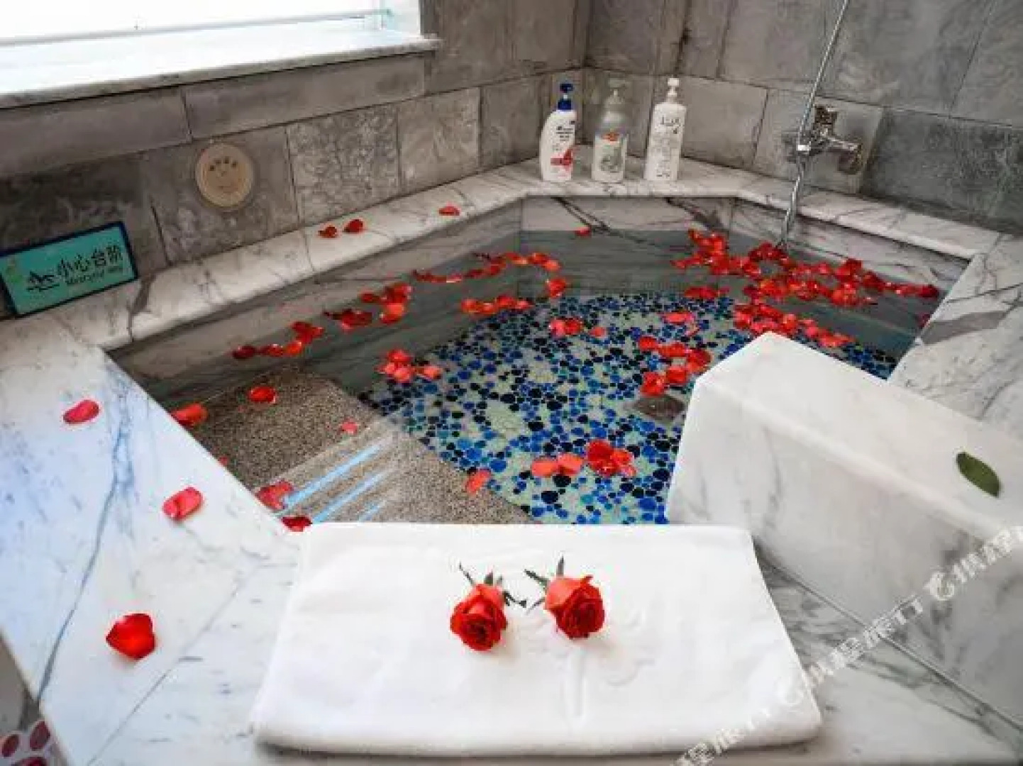 Fengshan Hotspring Resort Beijing