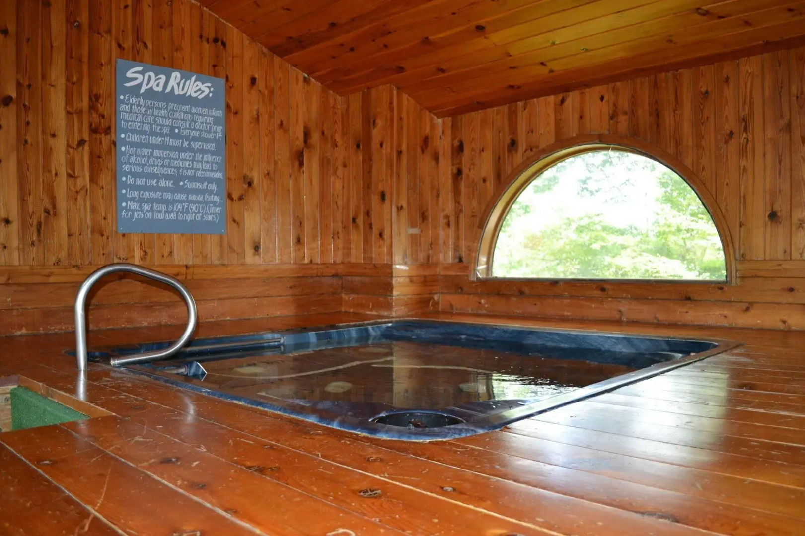 Cedar Village Condominiums