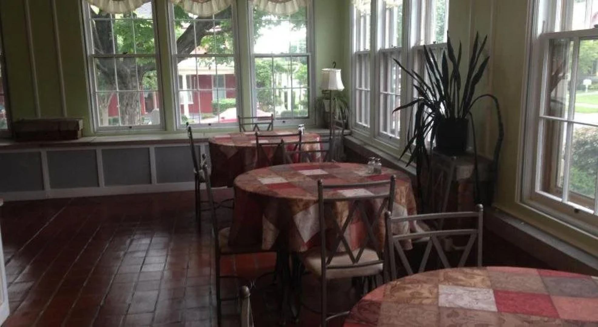 Walton Manor Inn Bed & Breakfast