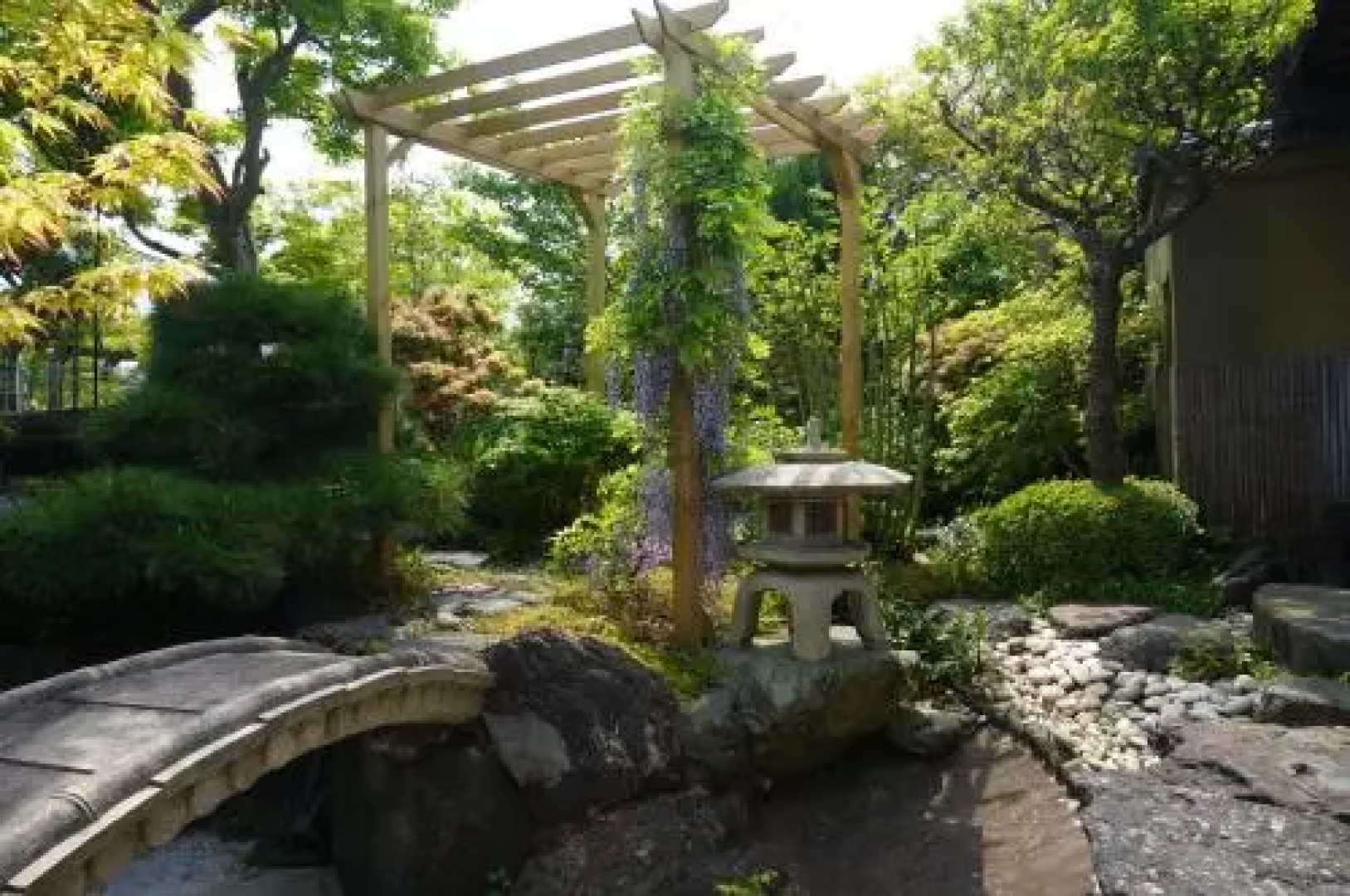 Atelier Bee's Knees Bed & Breakfast