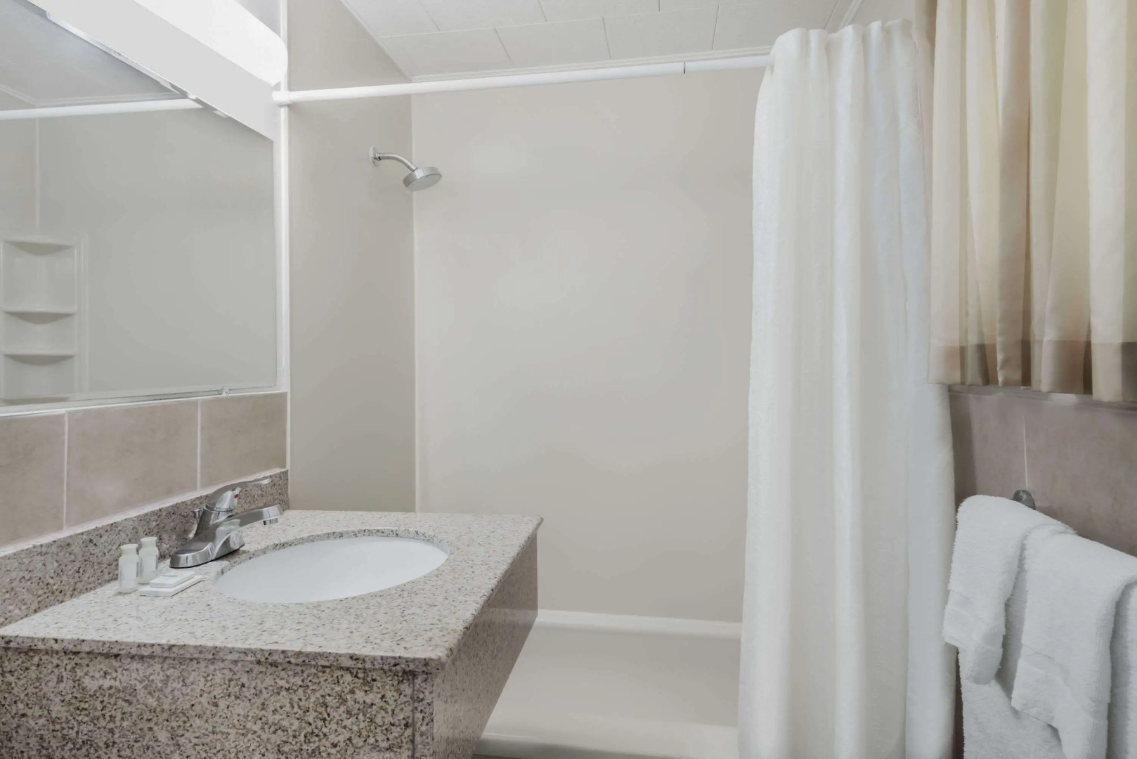 Knights Inn Arnprior