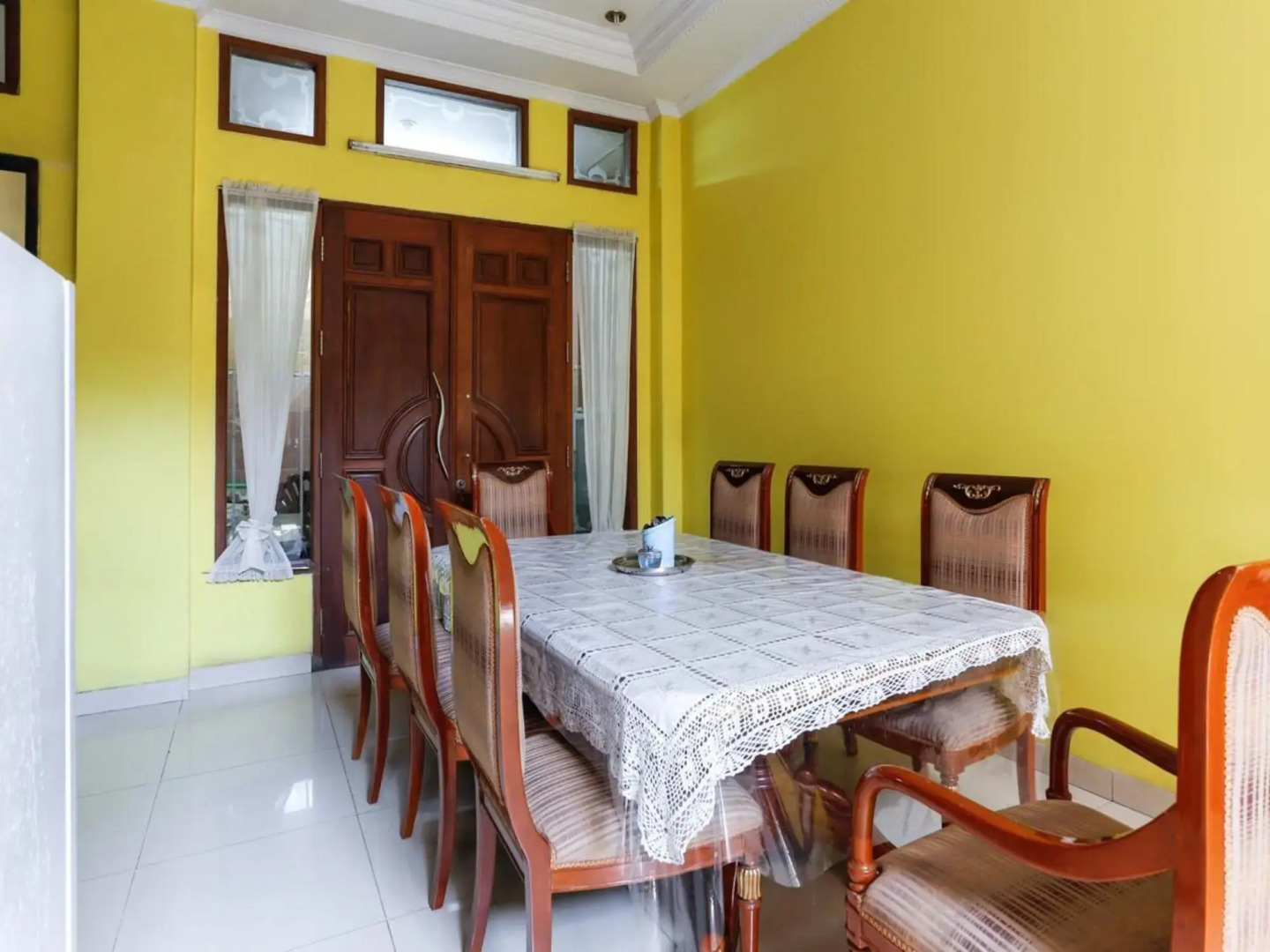 OYO 3759 Delima Guest House Syariah