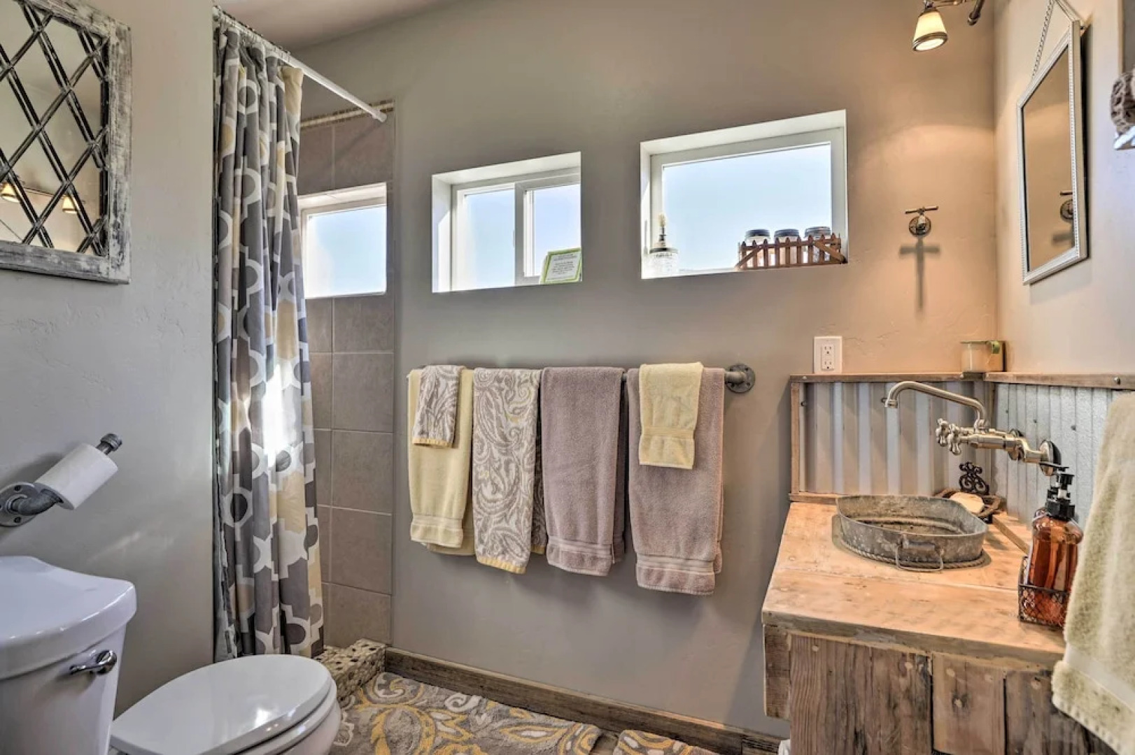 Charming Cedar City Retreat - Walk to Downtown!