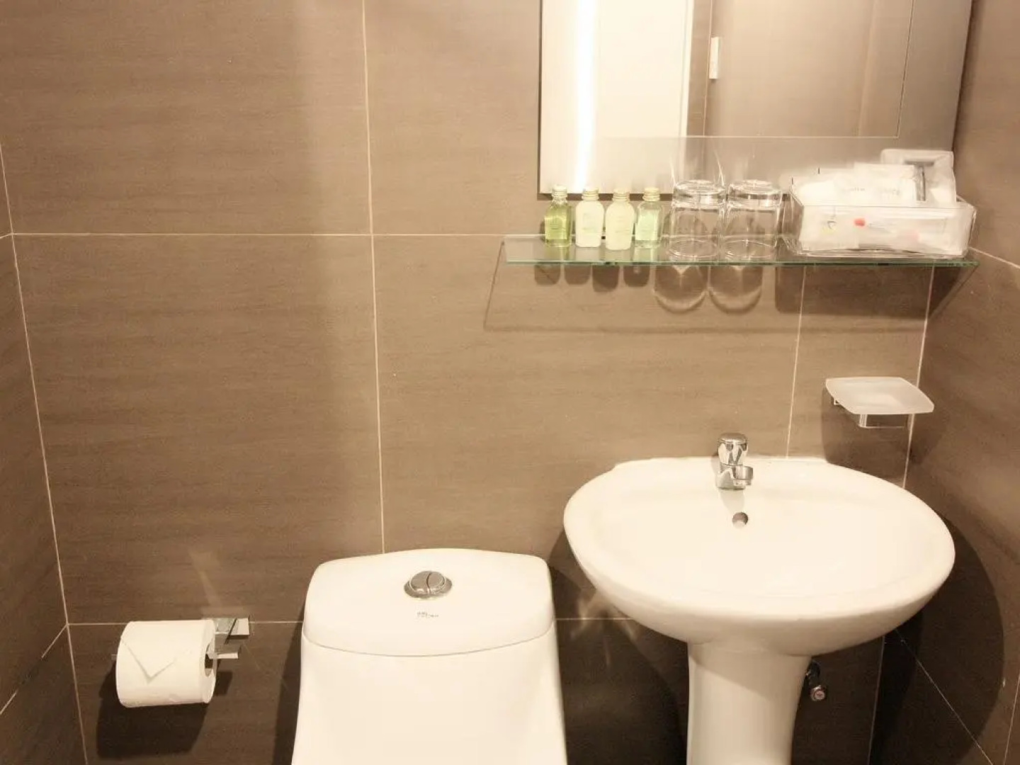 MaxStays Max Style at Fort Victoria