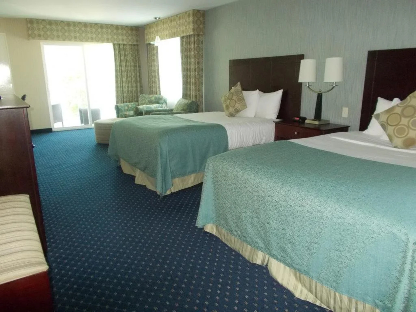 Atlantic Oceanside Hotel & Conference Center