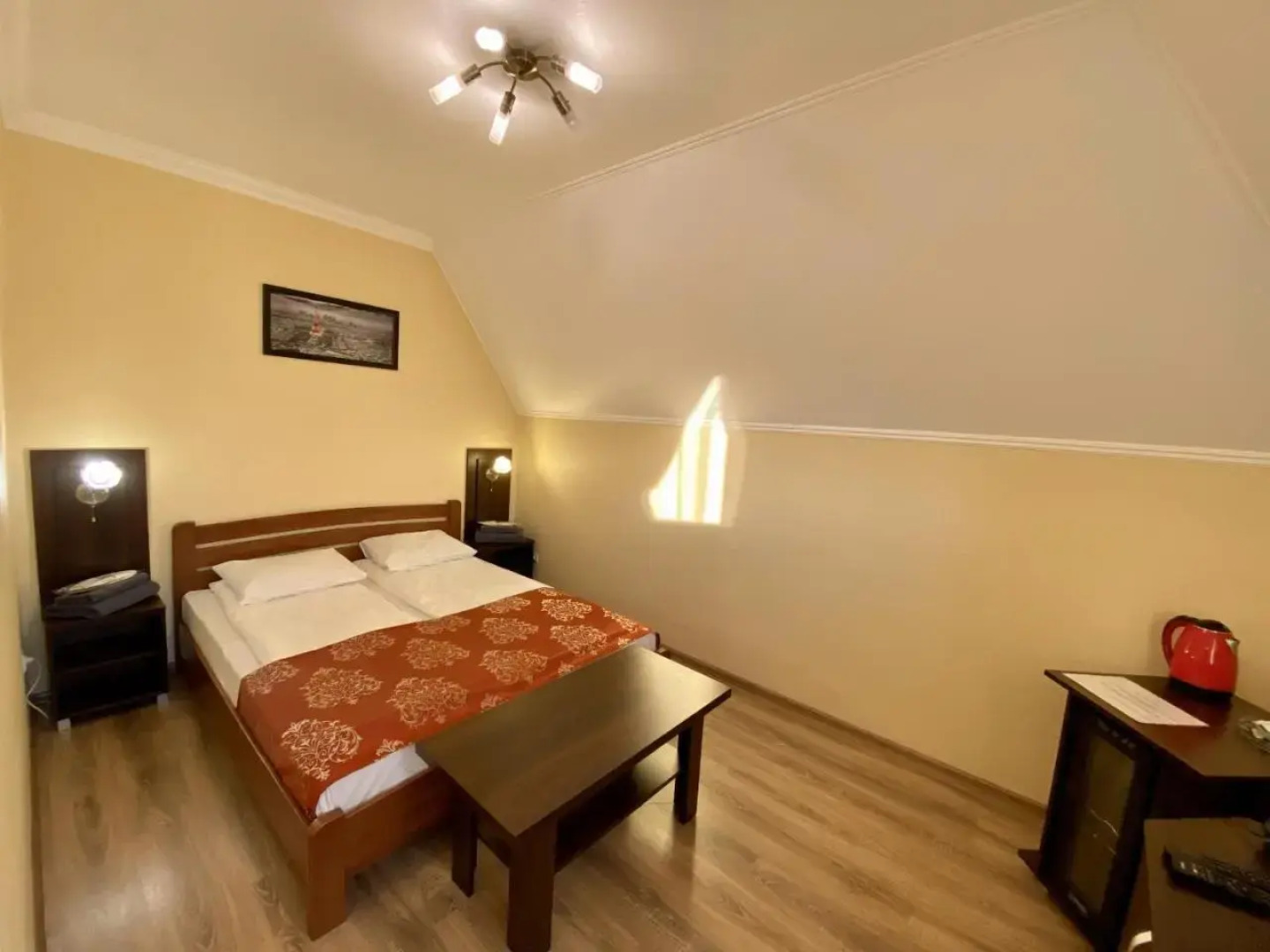 Sting Hotel & Event Palace