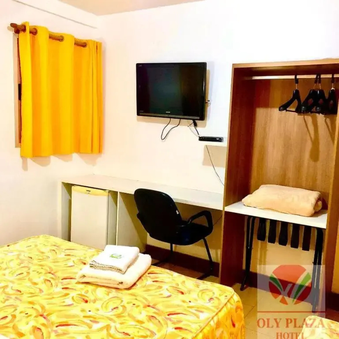 Oly Plaza Hotel