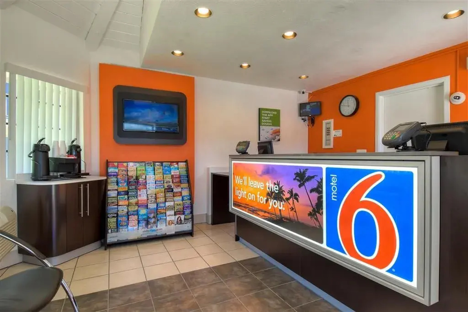 Motel 6 Carlsbad Downtown