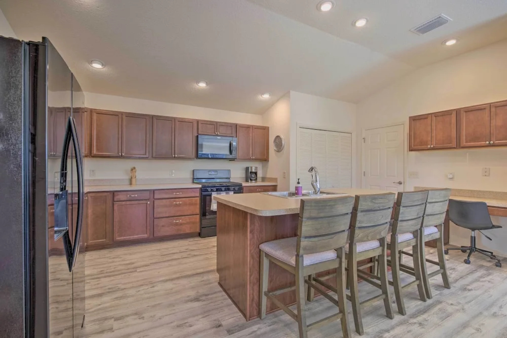 The Villages Retreat w/ Lanai & Lake Views!