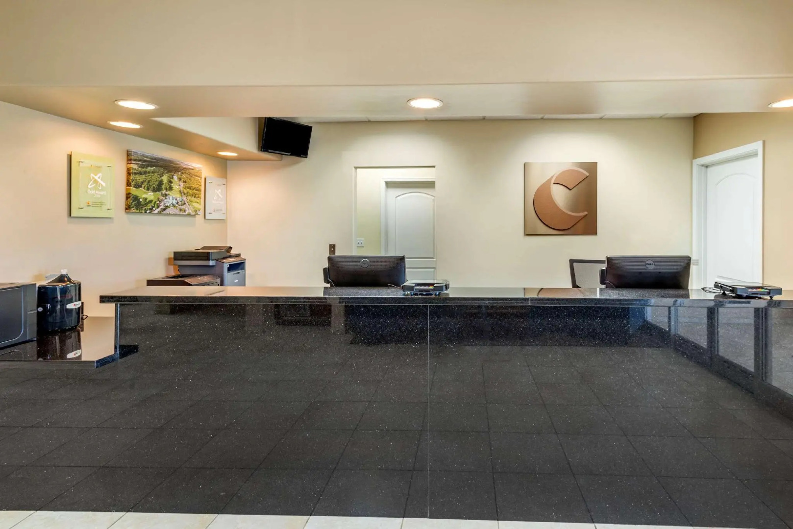 Comfort Inn & Suites Barnesville - Frackville