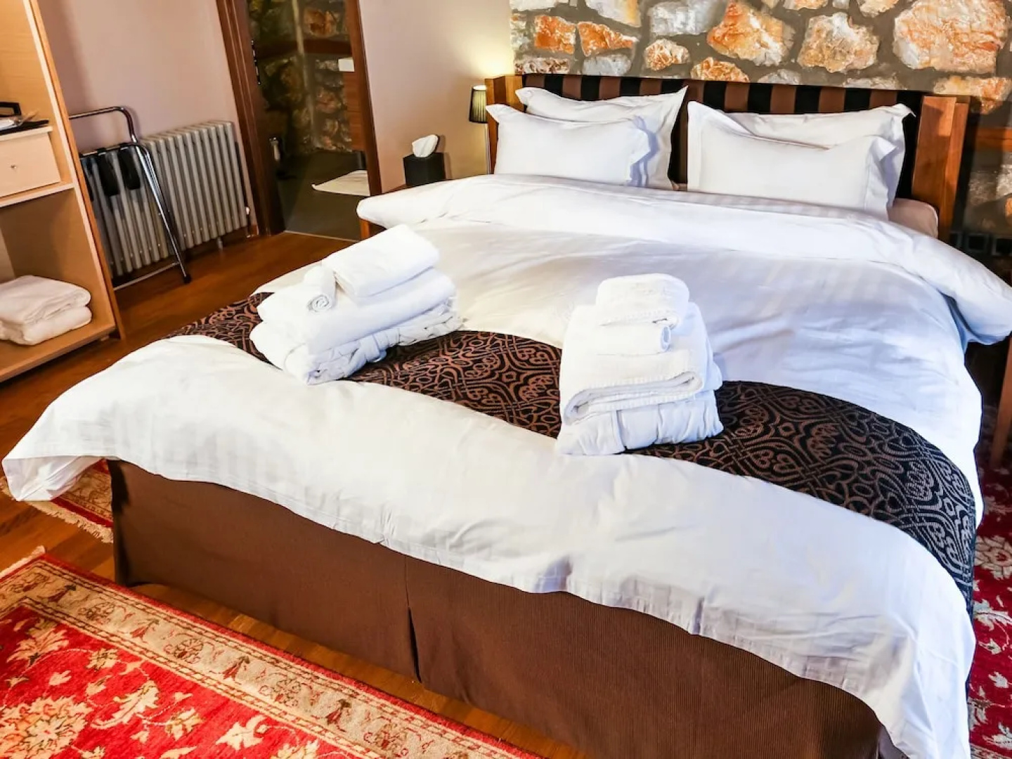 Traditional Holiday Home in Pella With Jacuzzi