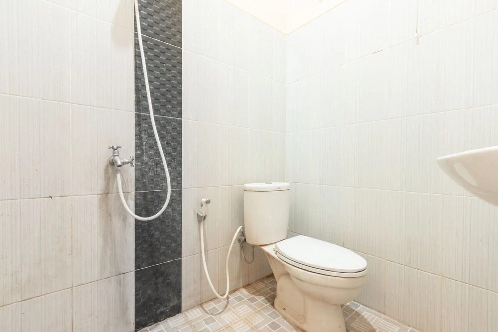 OYO 2306 Trans Hotel