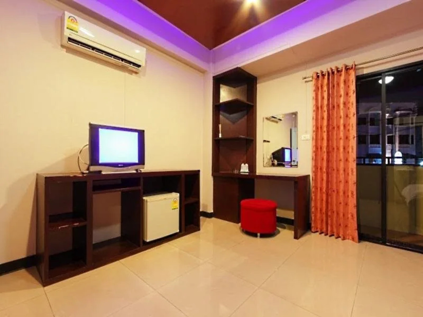 9 Inn @ Phuket Motel