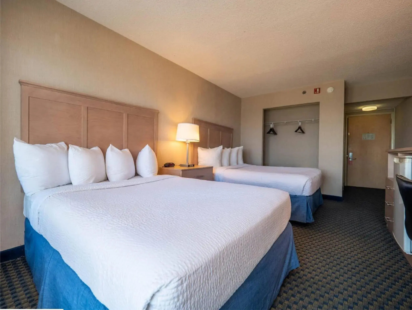 Atlantic Sands Hotel & Conference Center