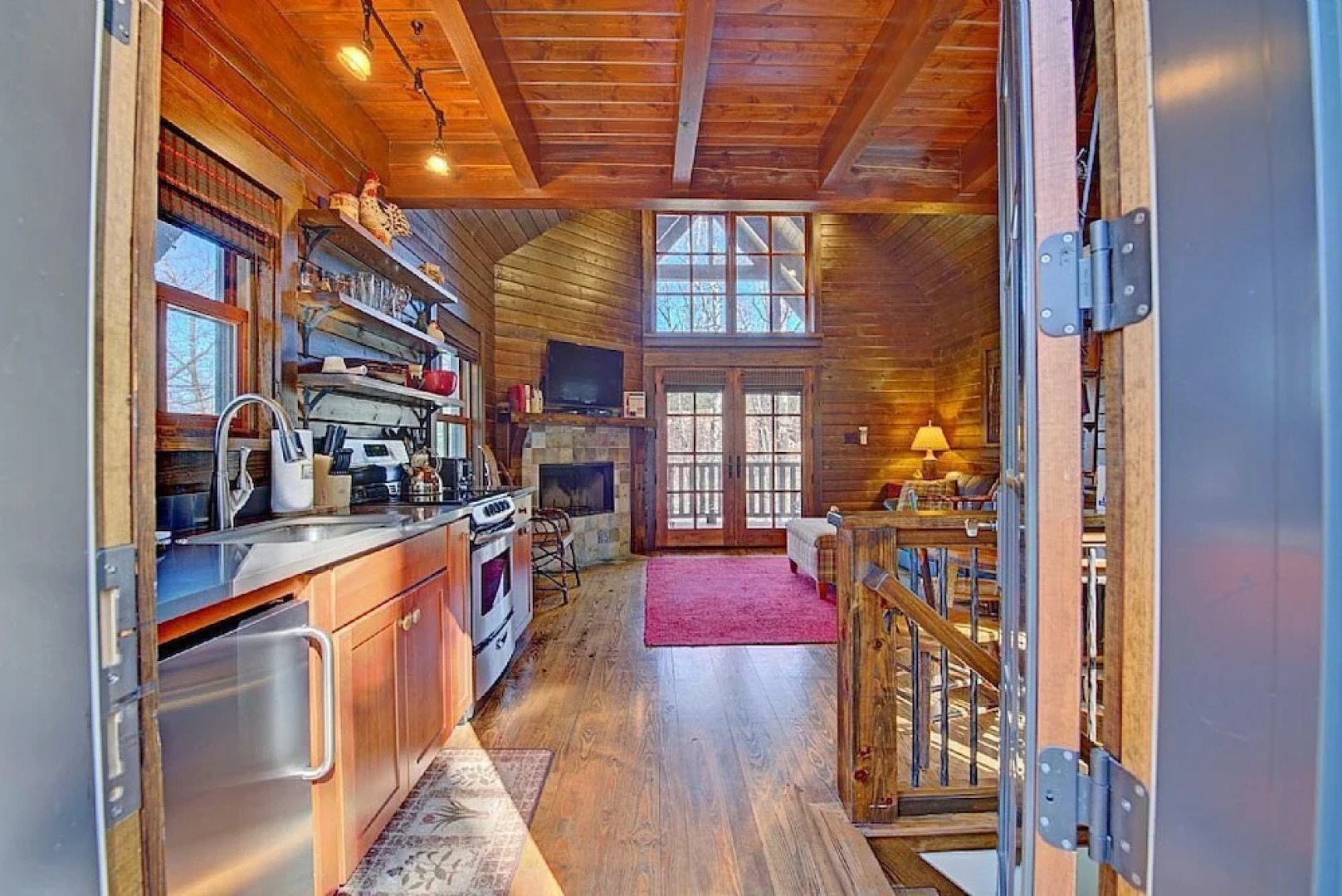 Woodpecker's Hollow - 1 Br Cabin