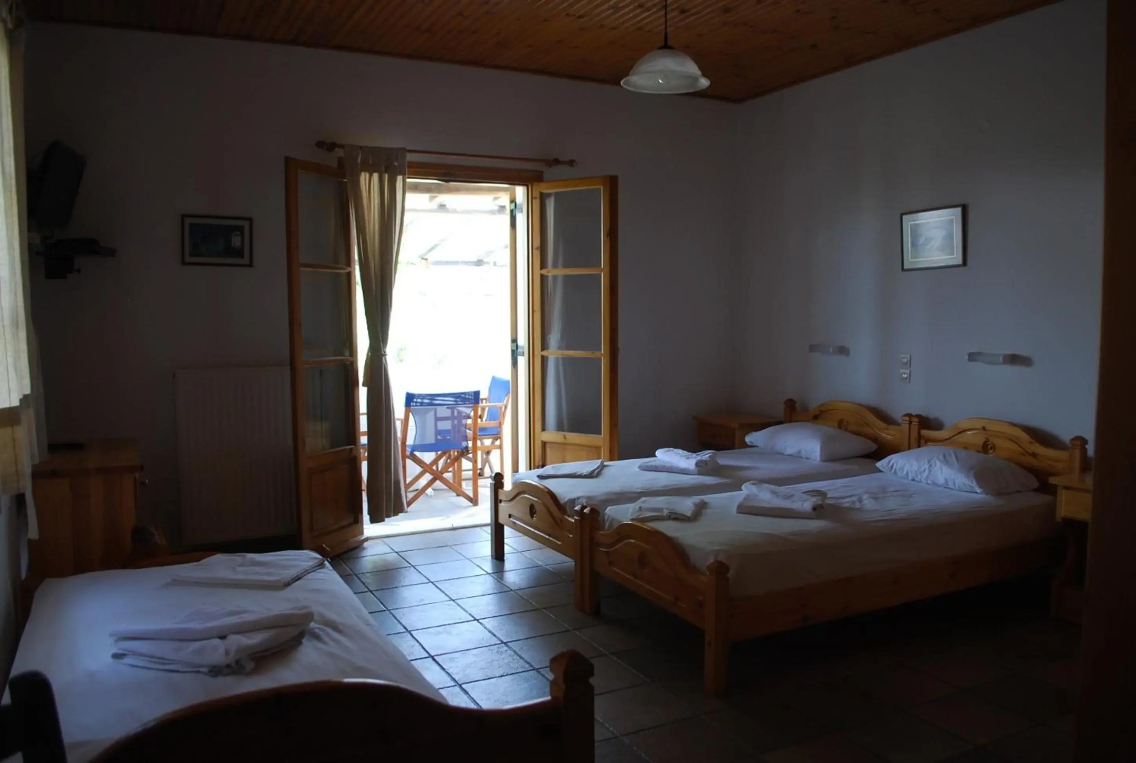 Sirocos Rooms And Studios