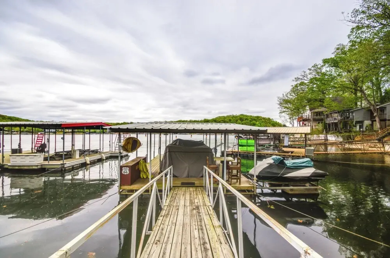 Waterfront Ozarks Home w/ Hot Tub, Bar & Dock