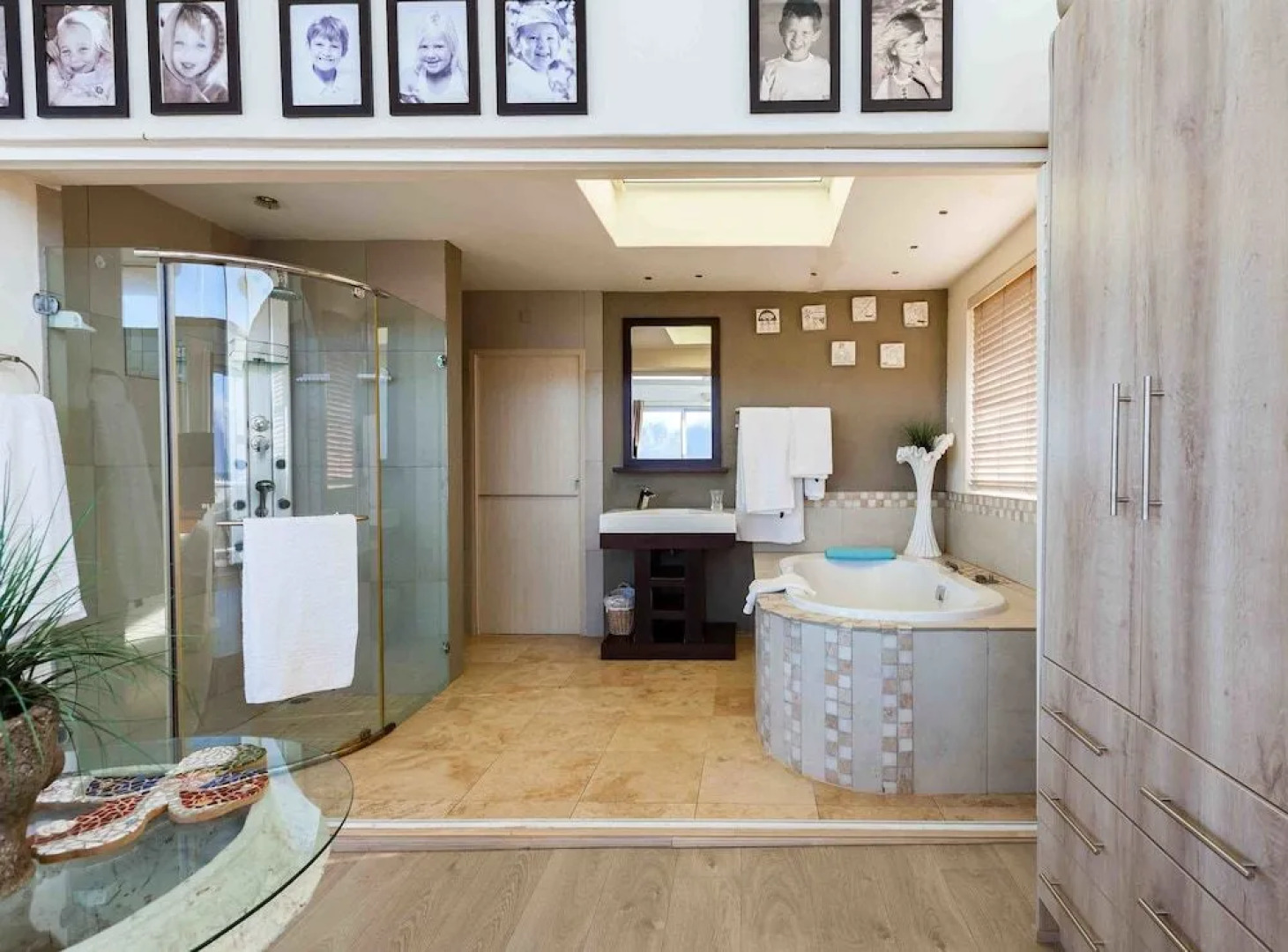 7th Wonder Guesthouse