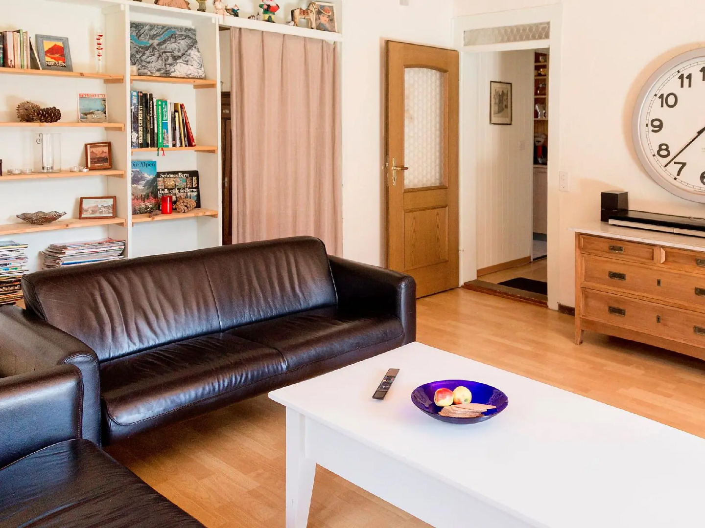 Des Alpes - Two Bedroom No.2