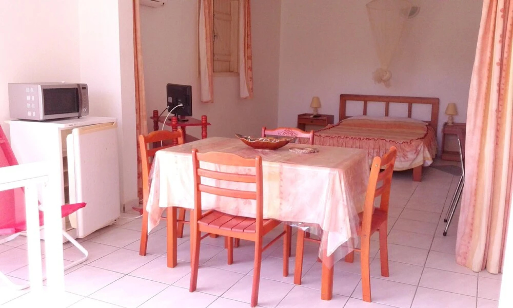 Apartment with One Bedroom in Le Moule, with Enclosed Garden And Wifi - 3 Km From the Beach