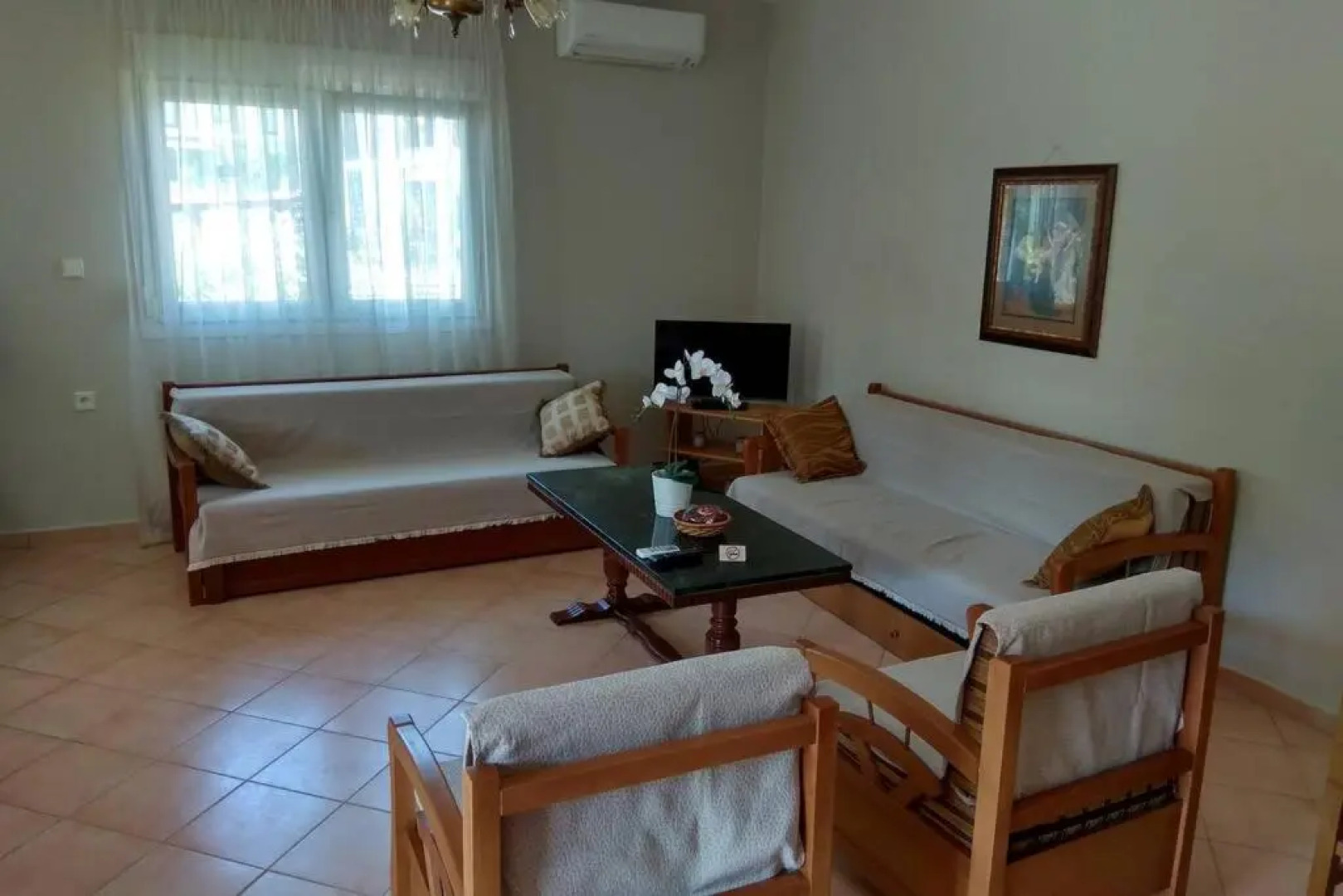 Christos Central Apartment