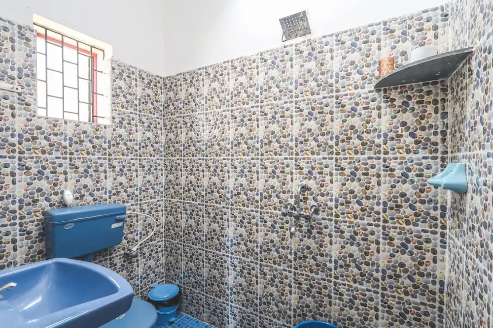 Piggy Hostel Vagator