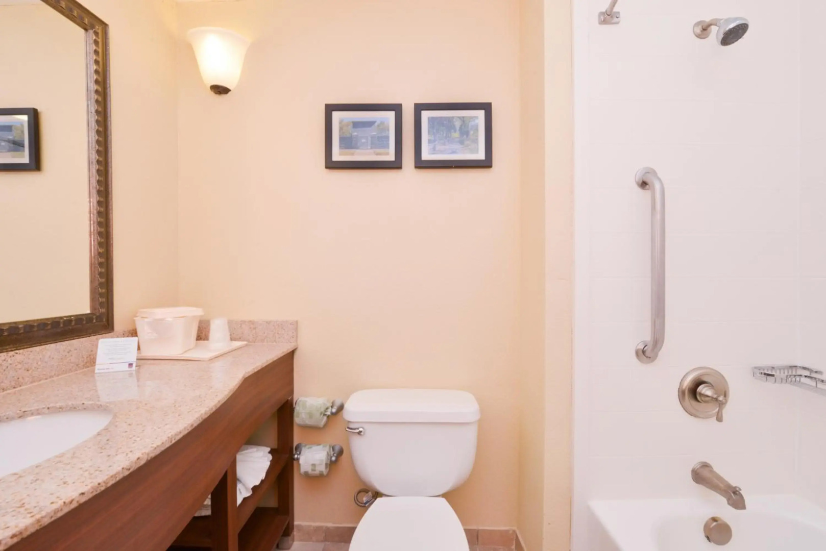 Comfort Suites Murfreesboro Shopping District