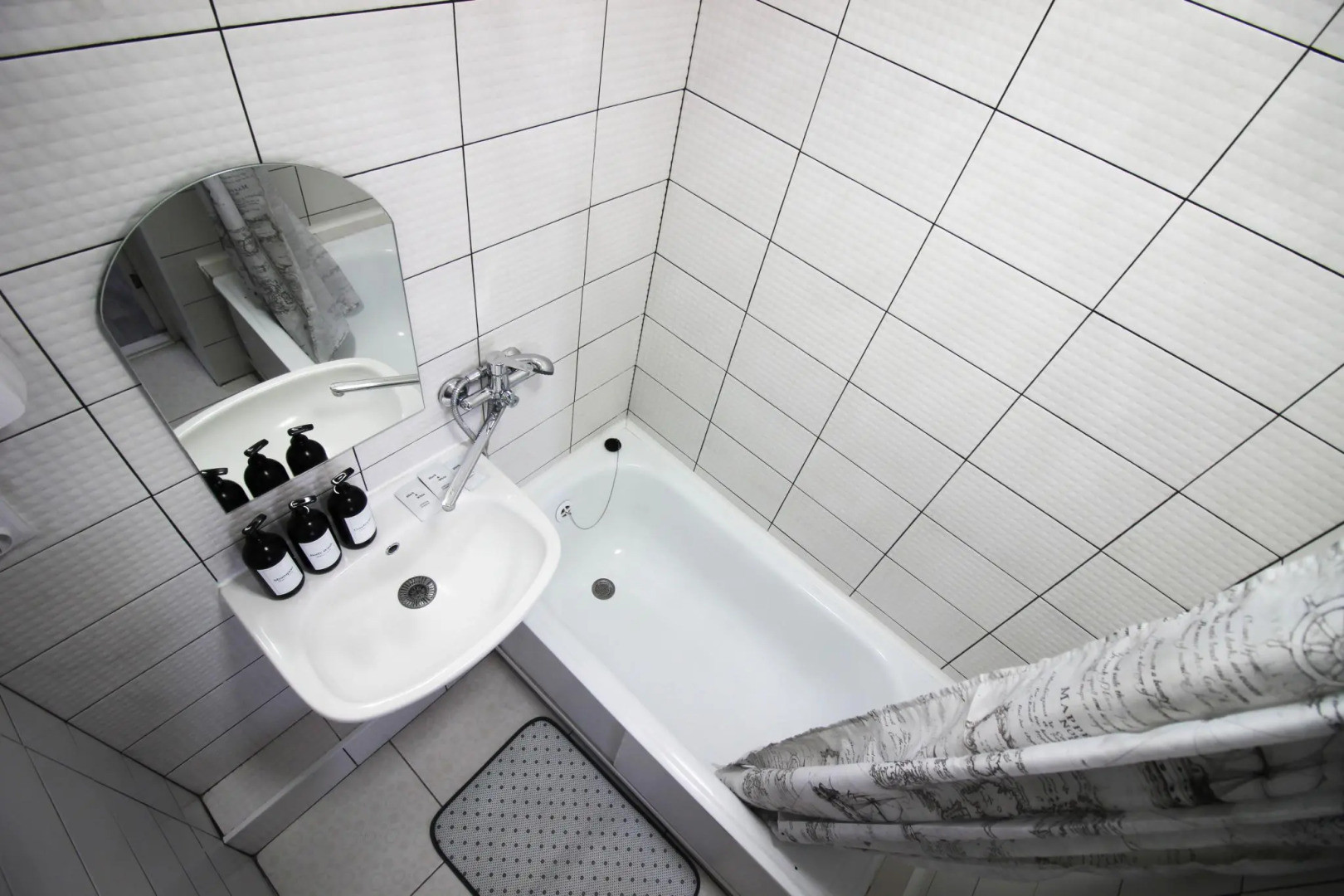 Апартаменты Максимум, пр-т. Дзержинского, д. 240