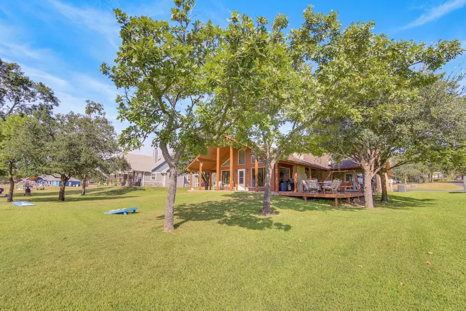 Rhodes Retreat w/ Dock on Cedar Creek Lake!