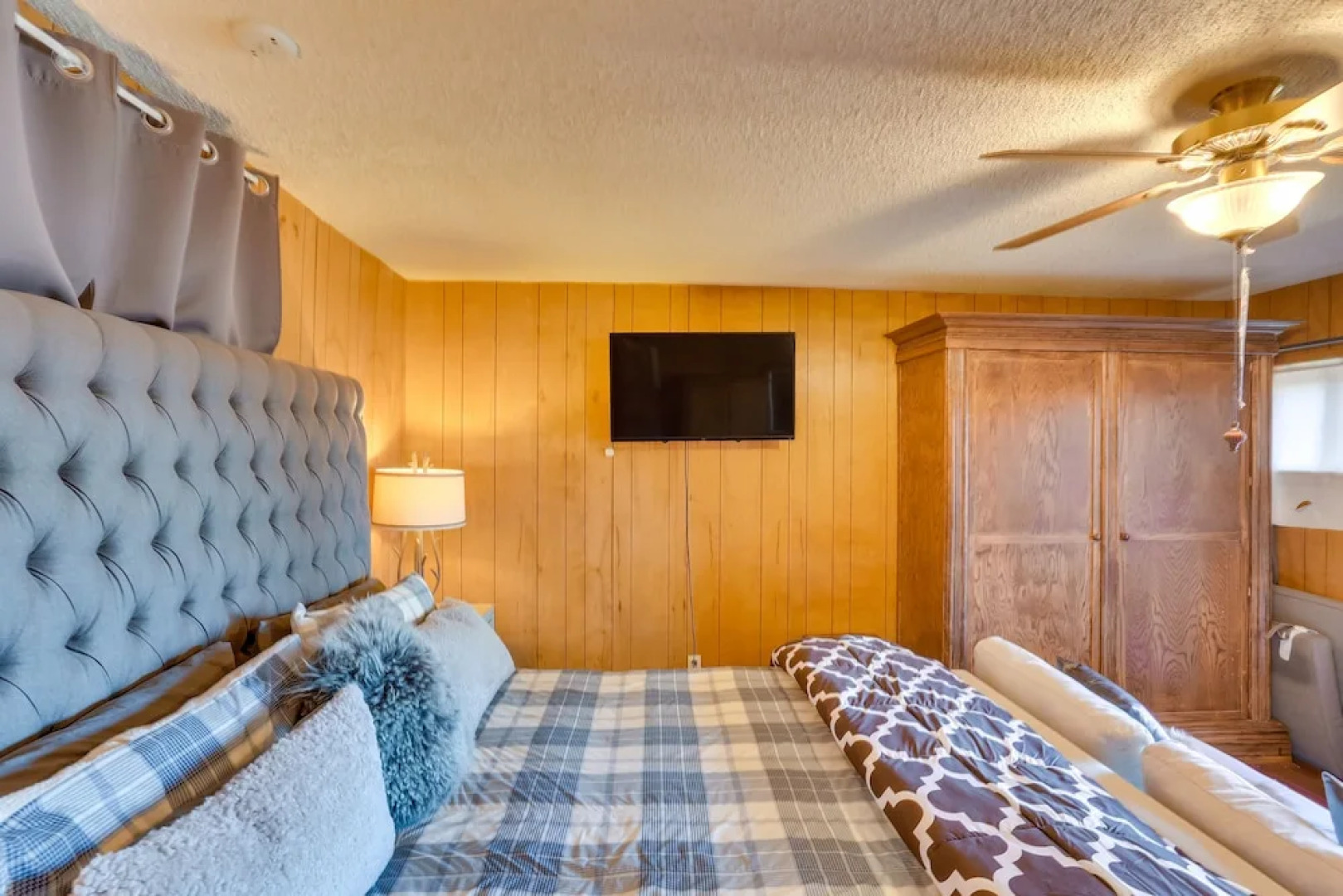 A-frame Home w/ 3 Decks & Lake Arrowhead Views!