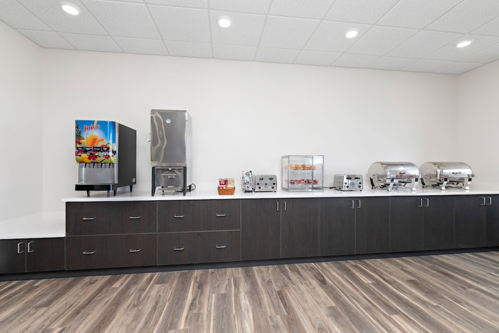 Holiday Inn Express Kansas City North Parkville An IHG Hotel