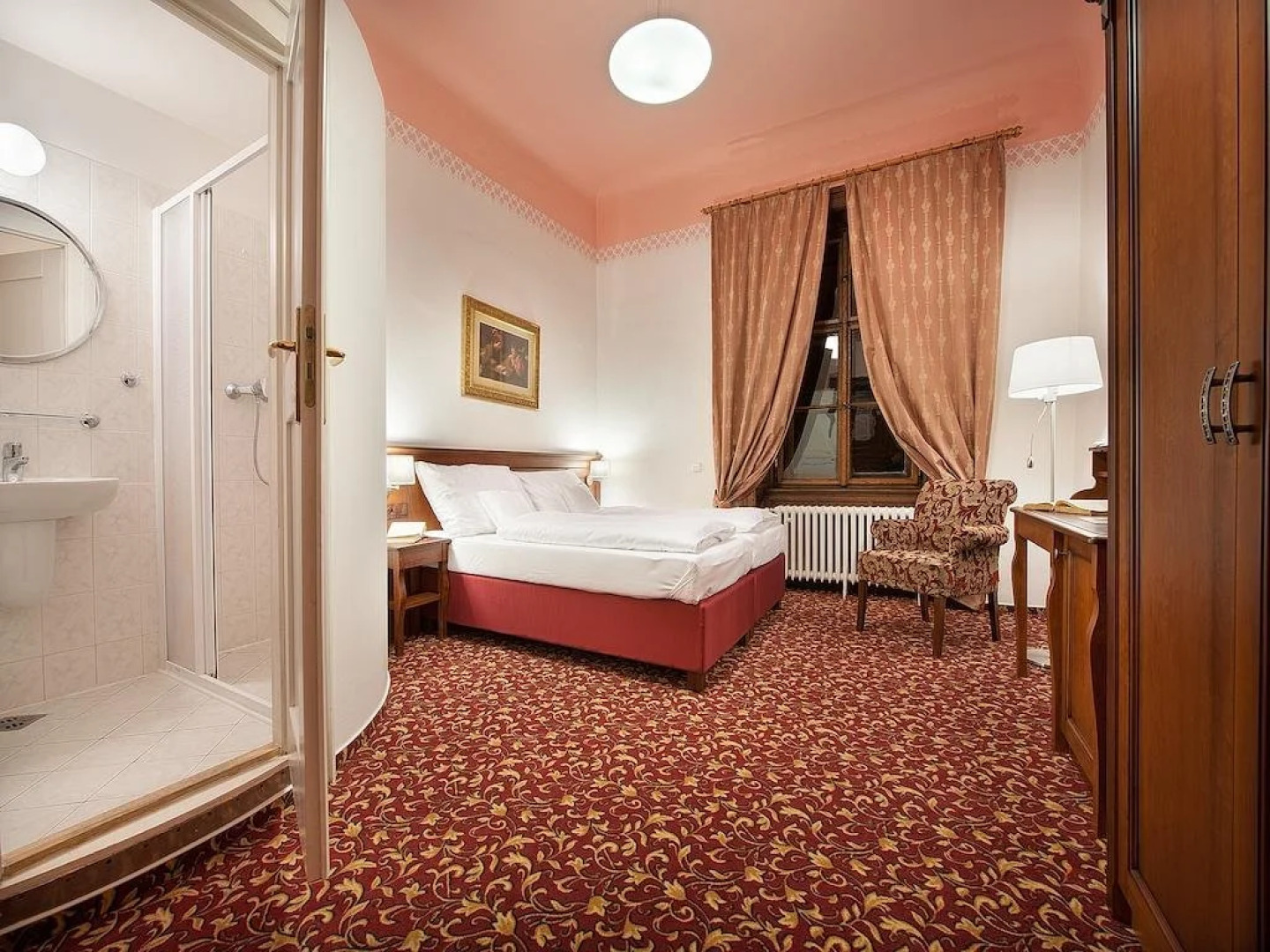 EA Zamecky Hotel Hruba Skala