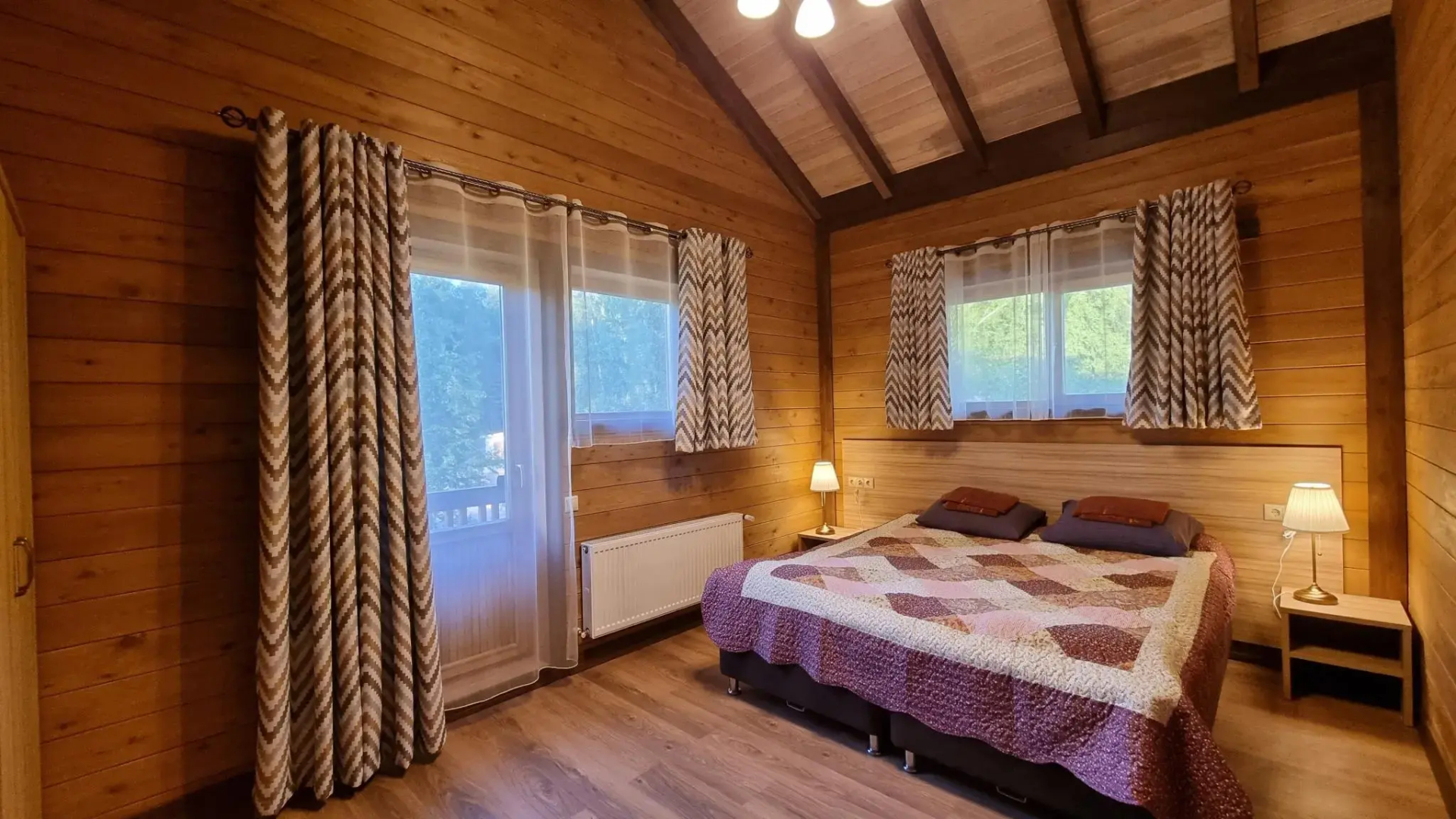 Дом В1 на базе отдыха Новинки Парк