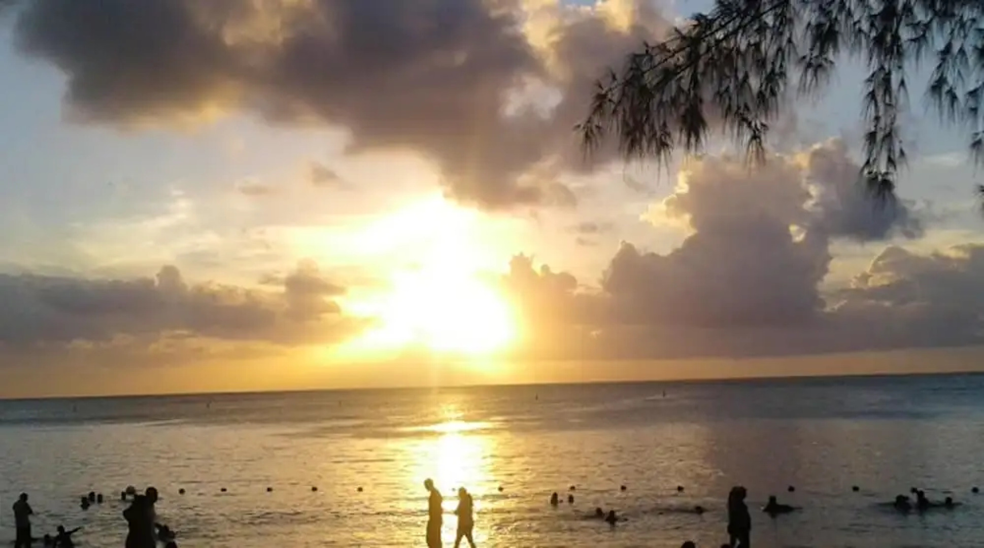 Apartment With 2 Bedrooms in Grand Gaube, With Wonderful sea View, Fur