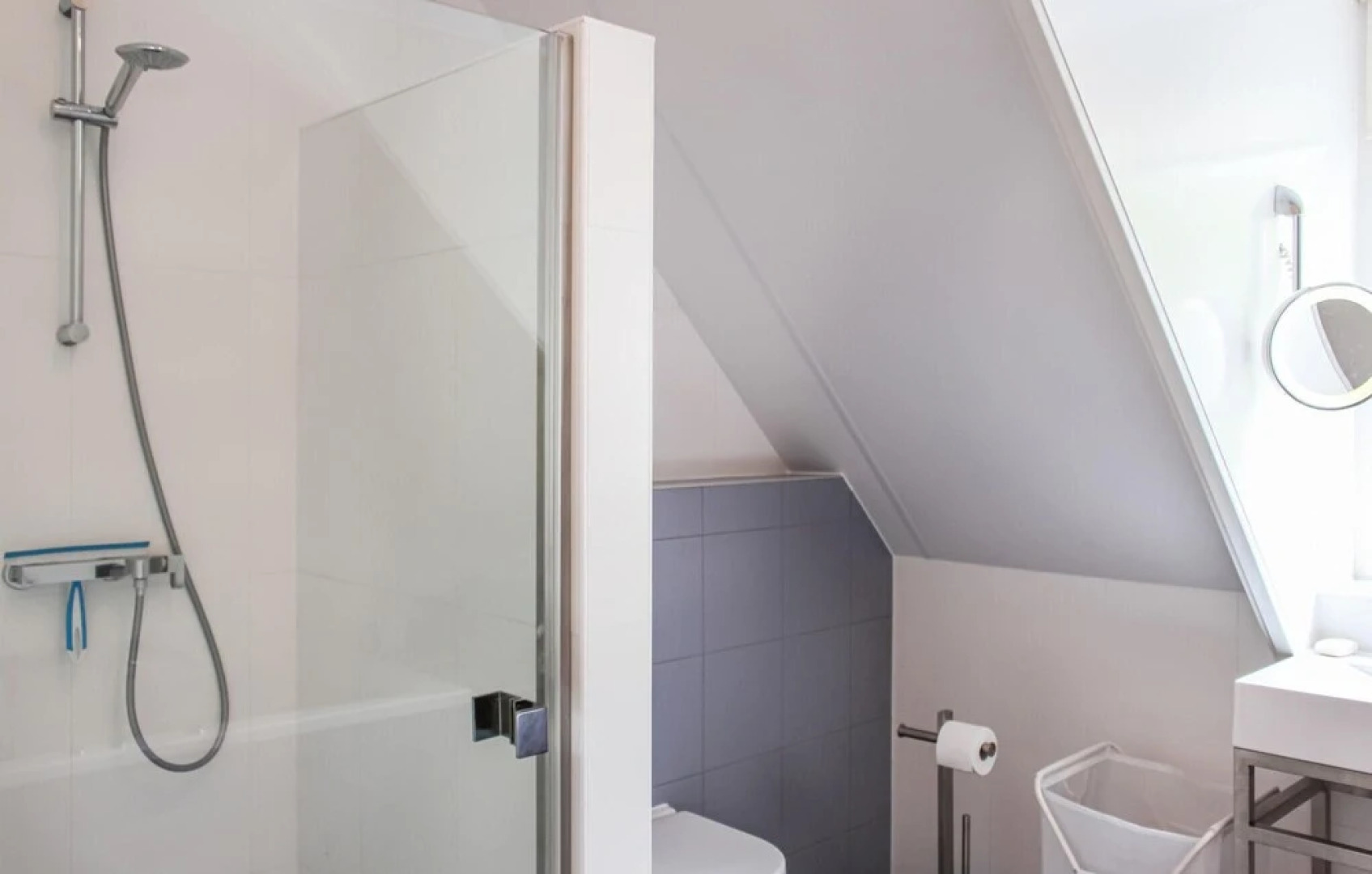 Awesome Home in Zeewolde With 4 Bedrooms, Wifi and Outdoor Swimming Pool