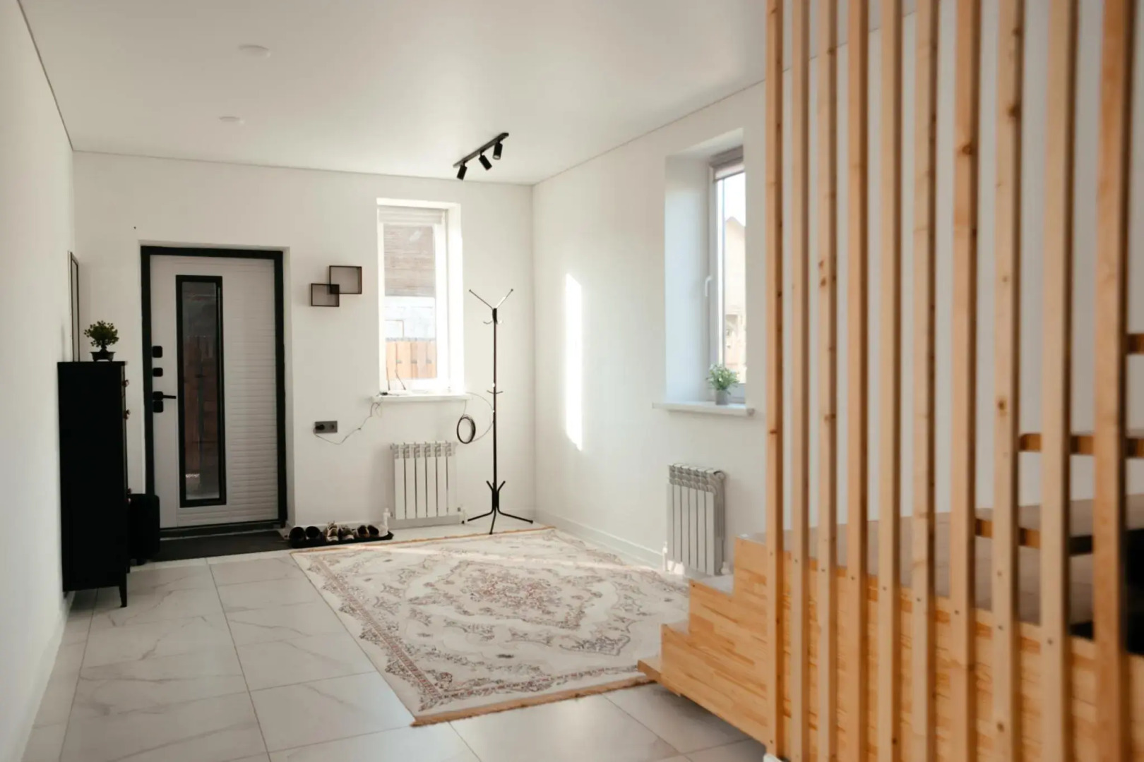 У аэропорта