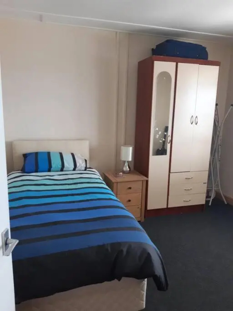 Simon's Place is a 3 bedroom bungalow in H.T.H