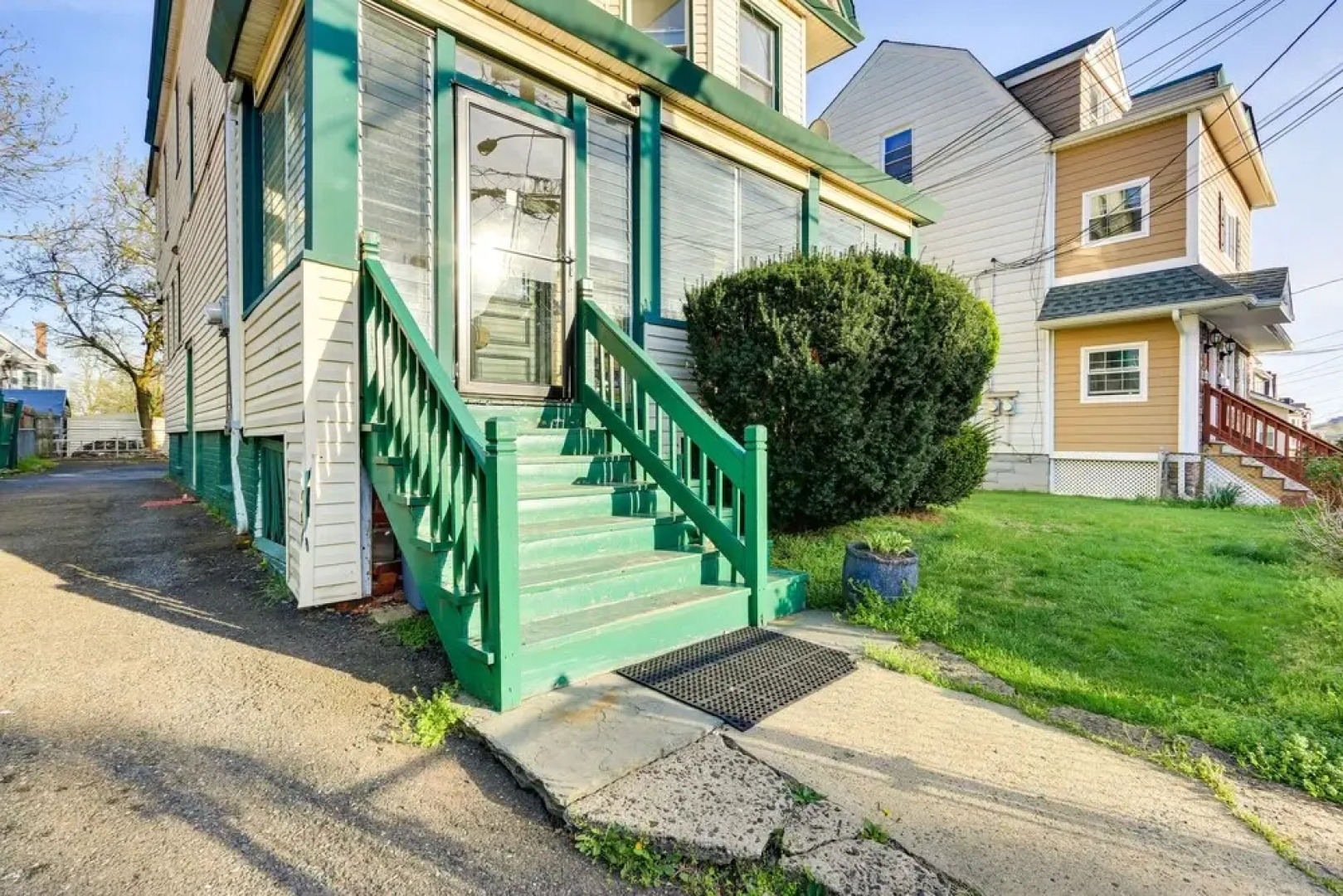 Cozy + Convenient West Orange Home - 16 Mi to Nyc!