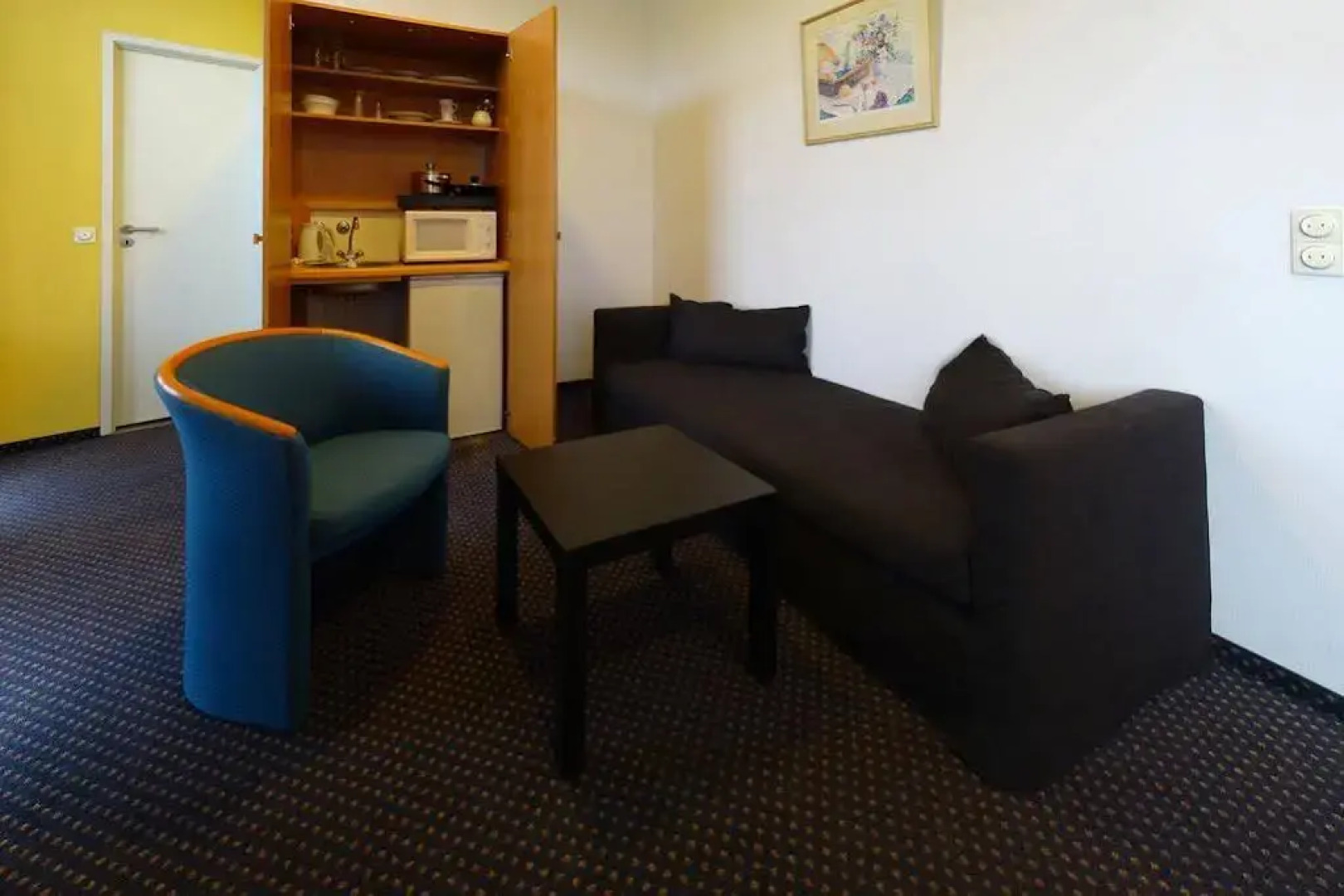 MIKADO Hotel & Suite